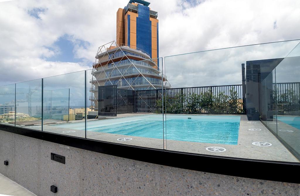 Onyx 3* St. Julian's