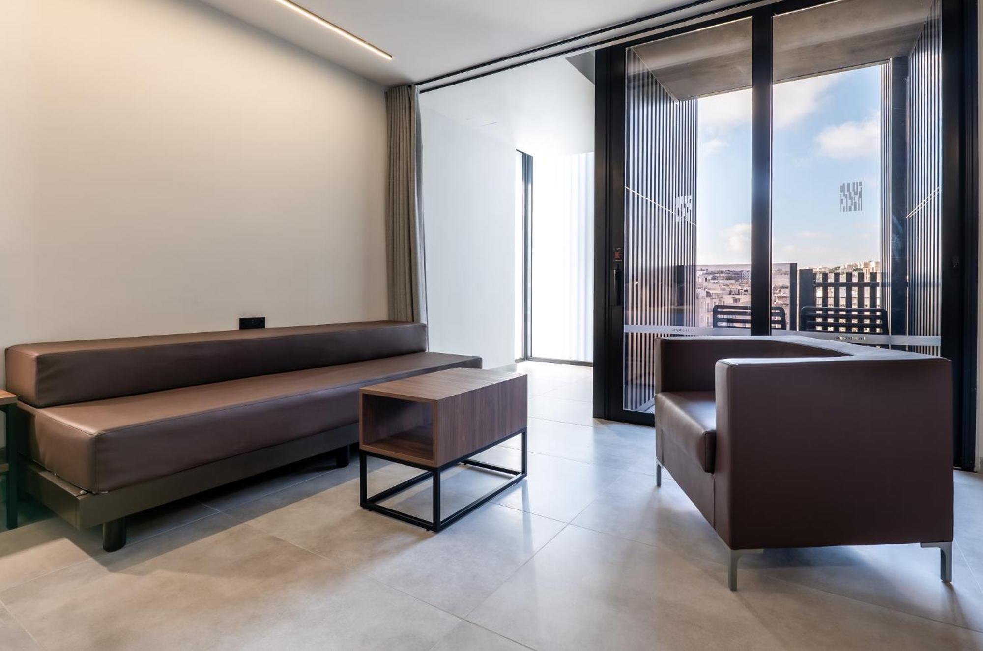 Onyx Hotel